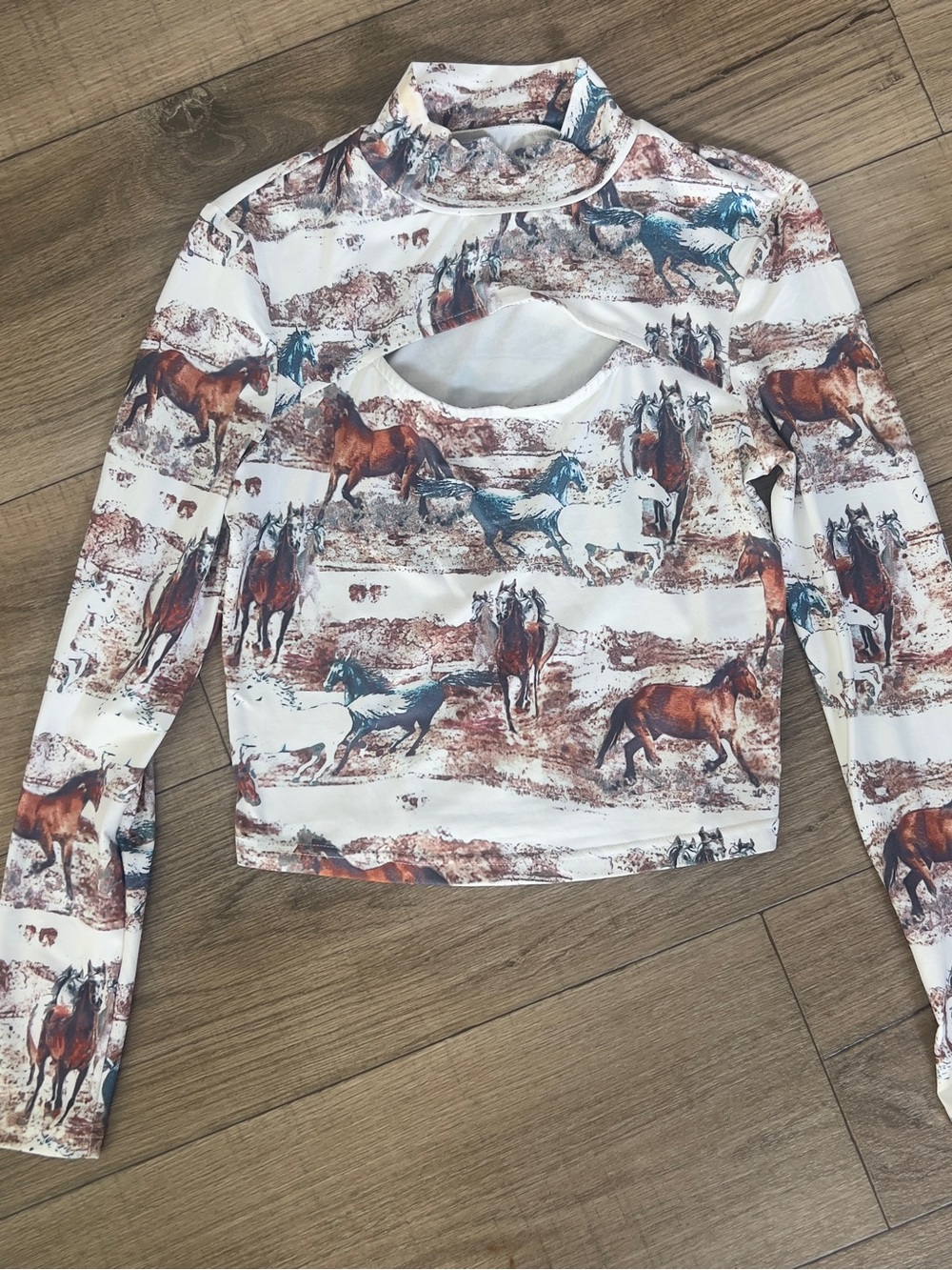 SHEIN White Long Sleeve Horse-Print Cutout Top